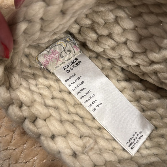 Free People Pom chunky knit beanie - Picture 3 of 3